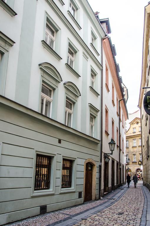 Ferienwohnung U Zeleneho Jalovce Prag Exterior foto